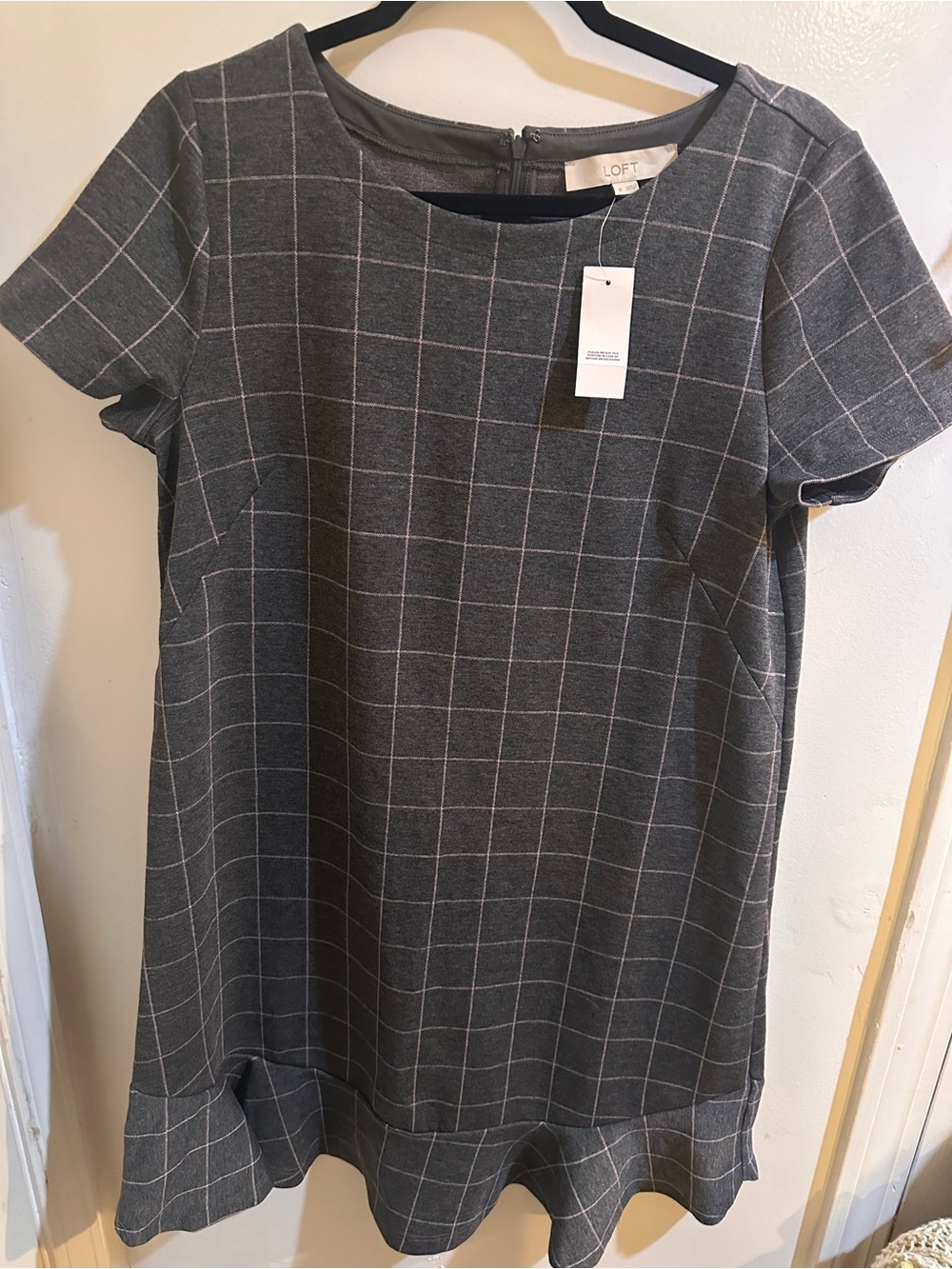 LOFT Gray Windowpane Short Sleeve Ruffle-Hem Dress